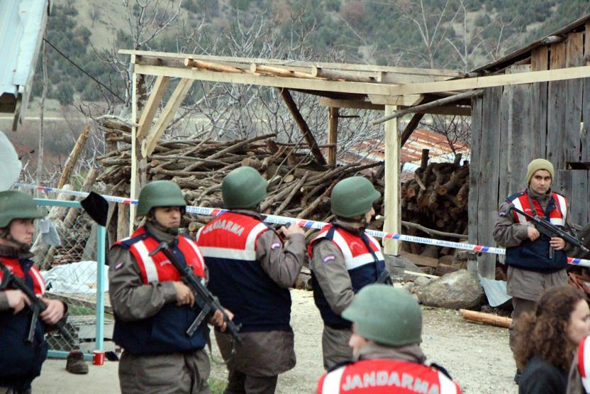 Son dakika... Boluda kuzenlerin arazi kavgası kanlı bitti: 4 ölü