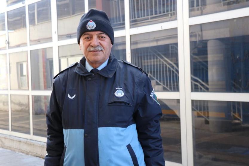 39 yıldır izinsiz çalışıyor