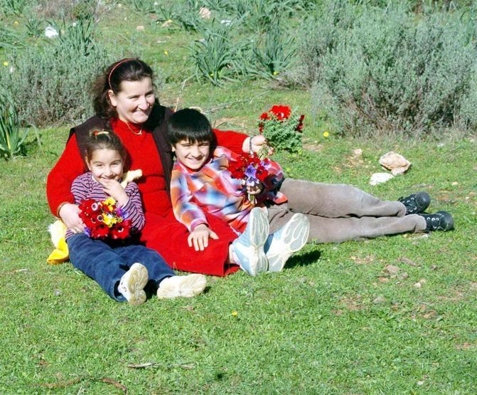 Bodrumda kırlar çiçeklendi: İkinci cemre suya düştü