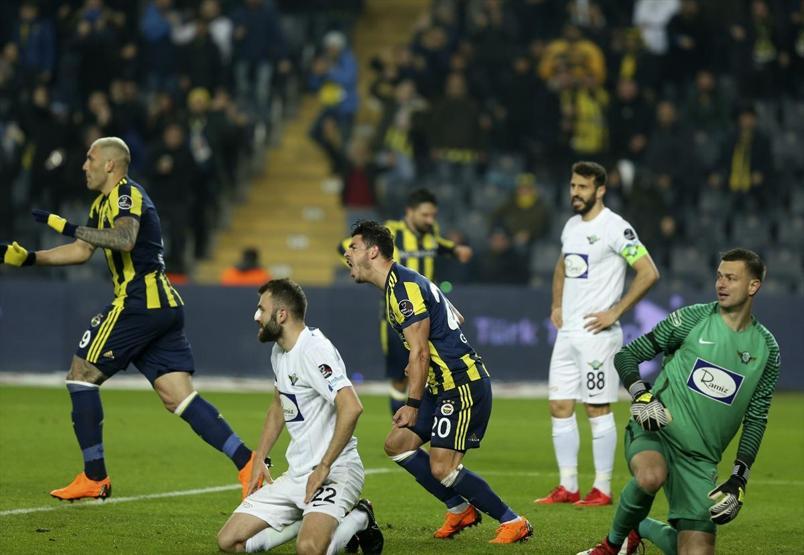 Erman Toroğlu: Fenerbahçe kadrosu vitaminsiz