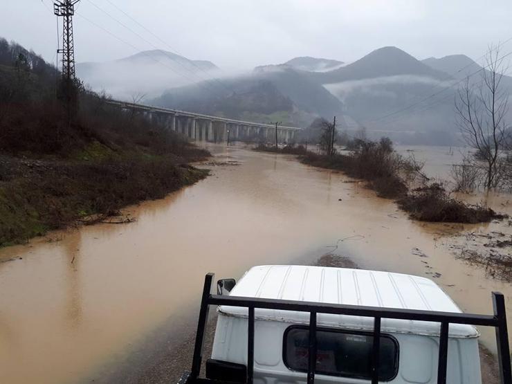 300 kişiye 24 saattir ulaşılamıyor