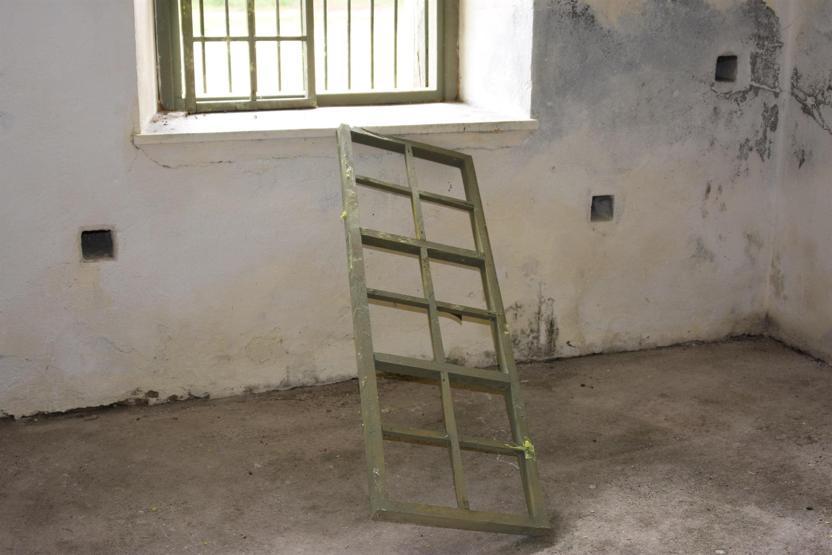 Çanakkalede tarihi tabyada rezalet