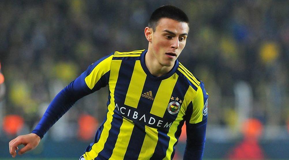 Avrupanın devleri onu istiyor, o ise Fenerbahçede forma bulamıyor