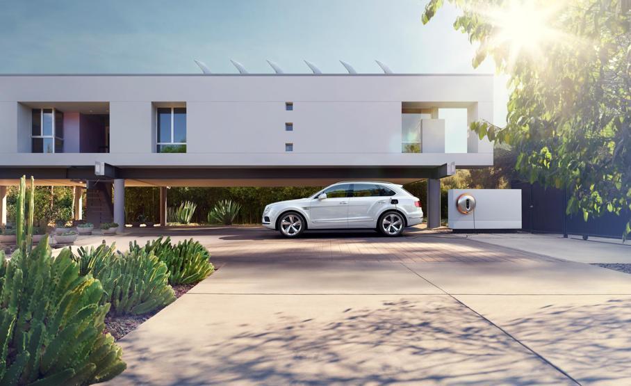 2019 Bentley Bentayga Hybrid fotoğrafları