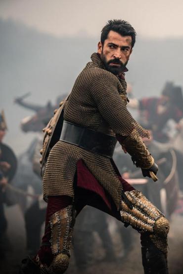 Kenan İmirzalıoğlu: Çok özendik, biz de Mehmed Bir Cihan Fatihini heyecanla bekliyoruz