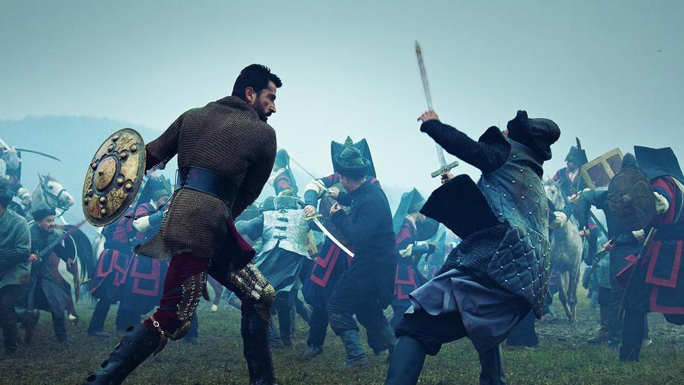 Kenan İmirzalıoğlu: Çok özendik, biz de Mehmed Bir Cihan Fatihini heyecanla bekliyoruz