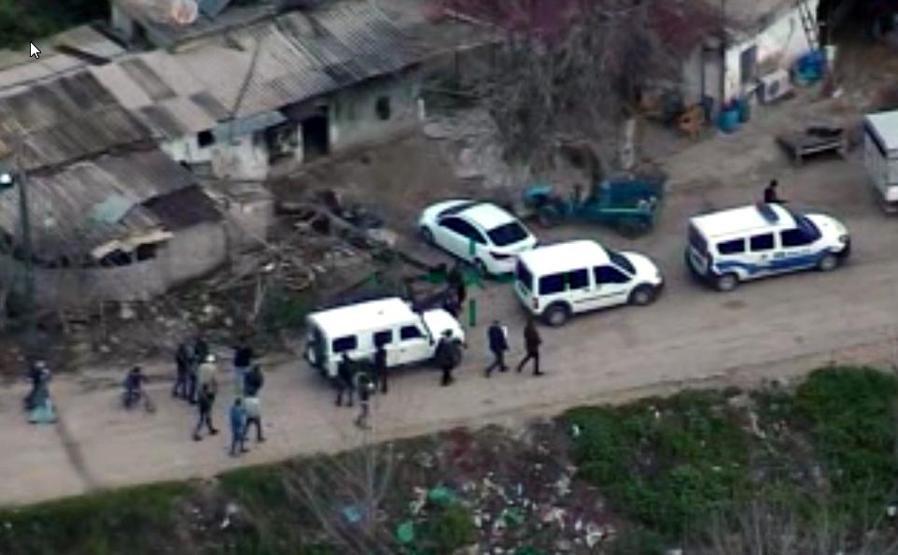 Adanada çeteye Ova operasyonu: Polis işçi kılığında tarlada çalıştı