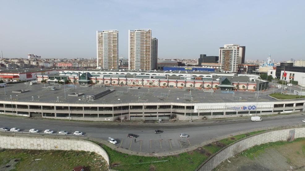 İstanbulun göbeğindeki dev arsa satıldı