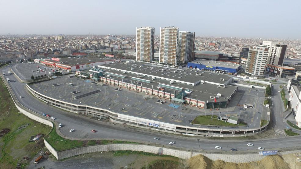 İstanbulun göbeğindeki dev arsa satıldı