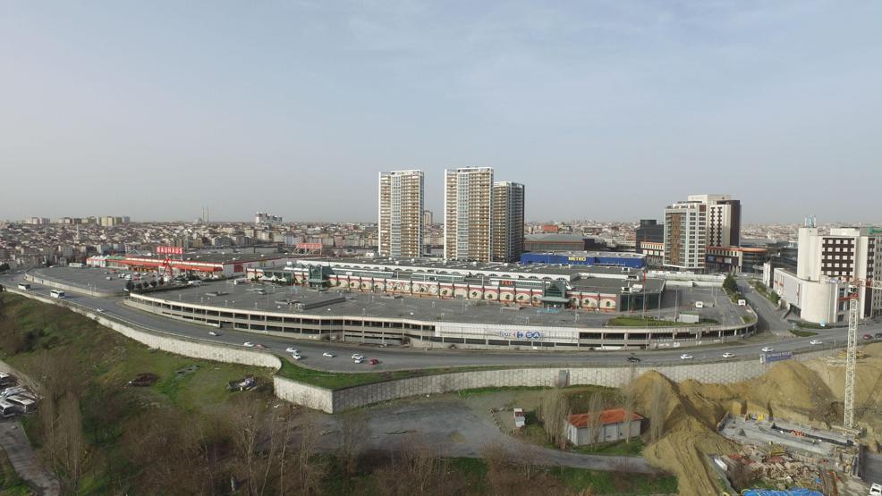 İstanbulun göbeğindeki dev arsa satıldı