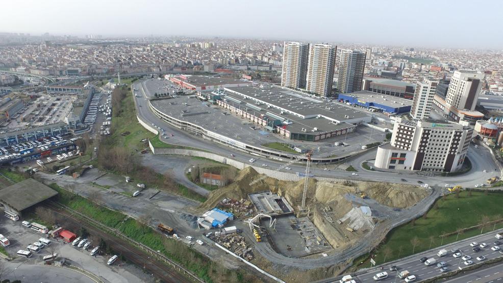 İstanbulun göbeğindeki dev arsa satıldı