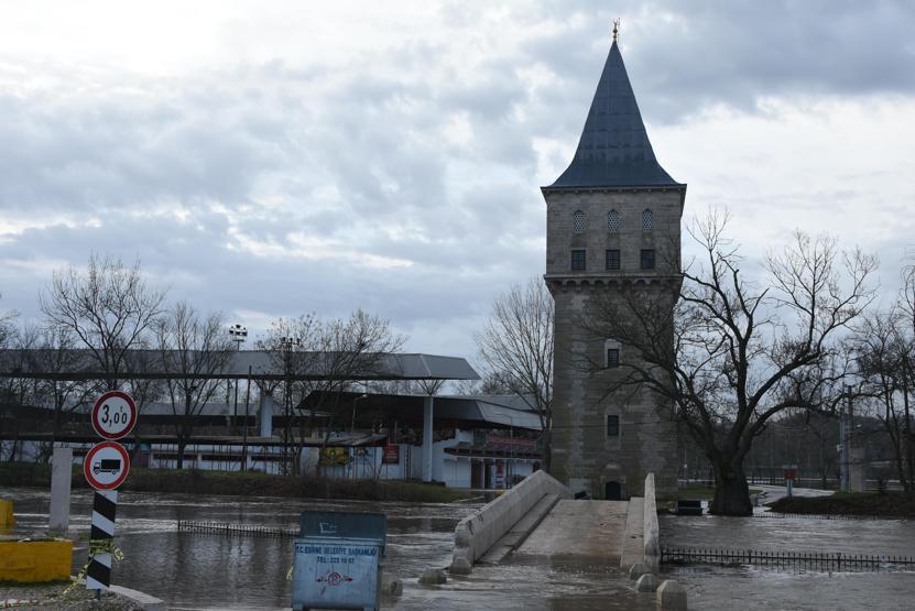 Tunca Nehrinde kırmızı alarm