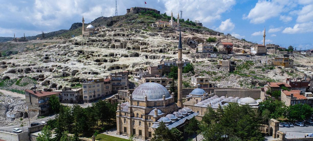 Dünyanın en büyük yerleşim yeri yaza açılıyor