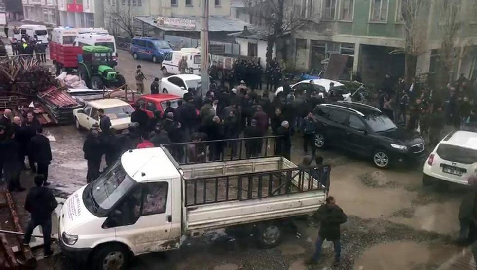 Erzurumda kardeş kavgası katliamla bitti: 5 ölü