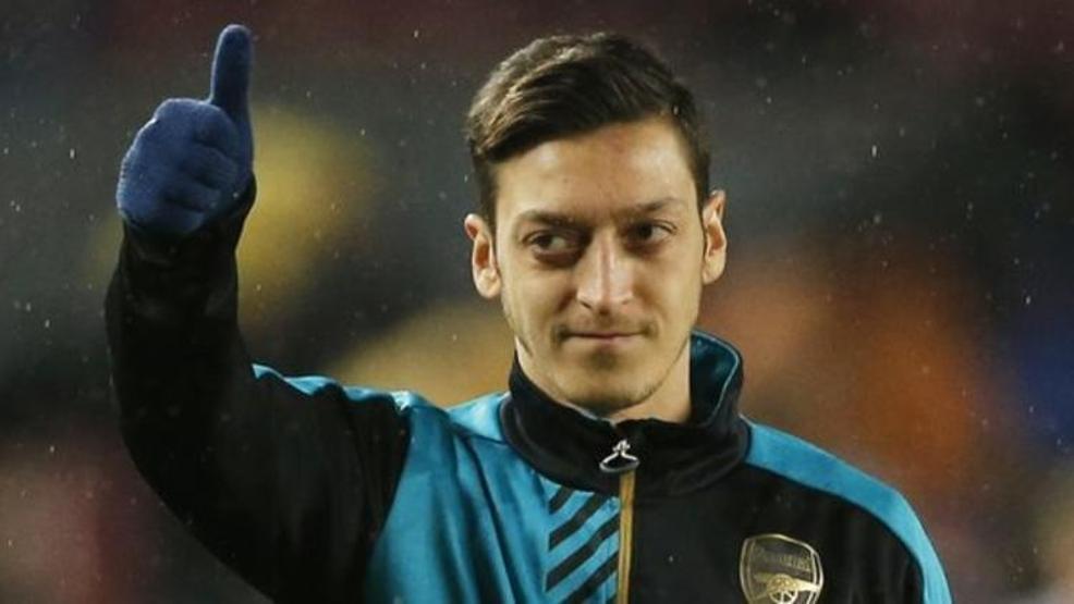 Mesut Özilden kendisini eleştiren Alman parti liderine yanıt