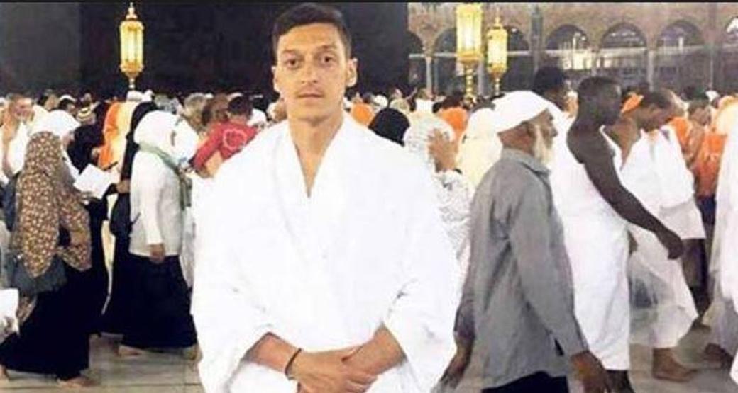 Mesut Özilden kendisini eleştiren Alman parti liderine yanıt