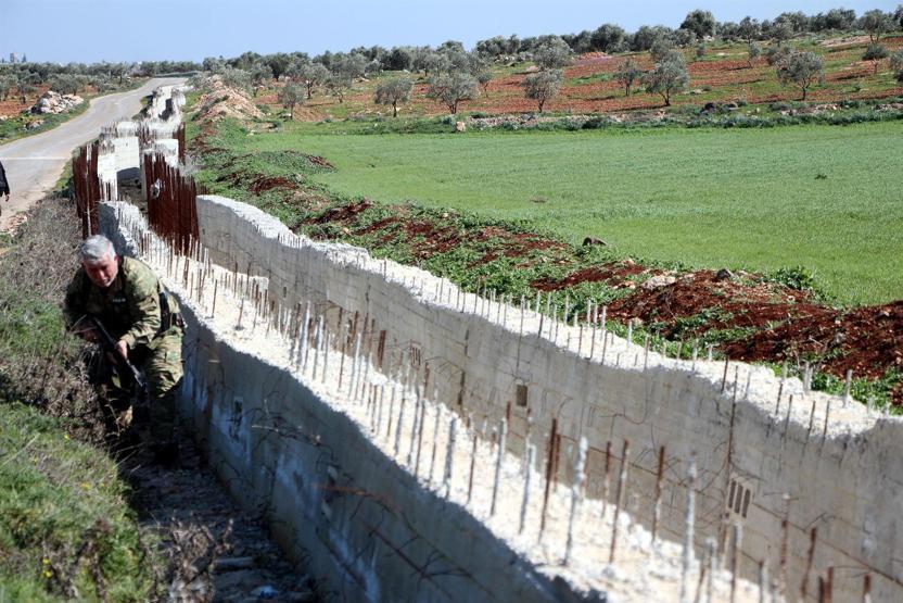Teröristler tünelleri yarım bırakıp kaçtı