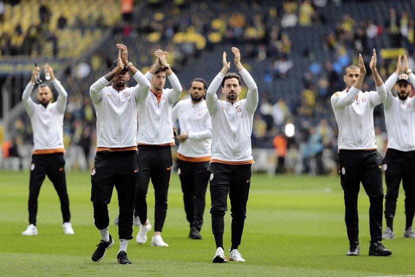 Fenerbahçeli yöneticiden tepki çeken hareket