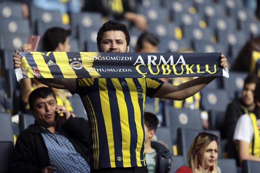 Fenerbahçeli yöneticiden tepki çeken hareket
