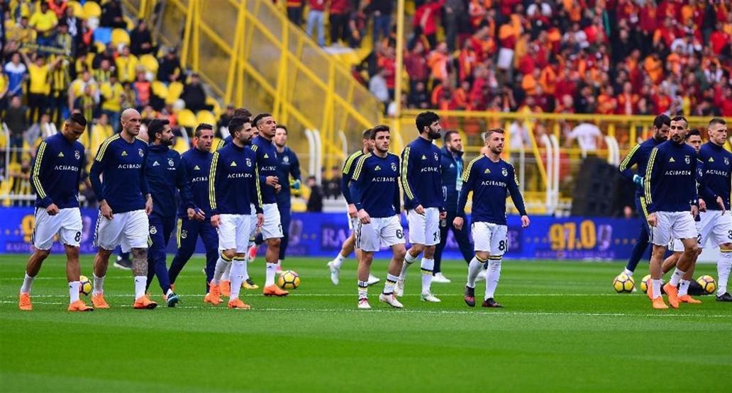 Fenerbahçeli yöneticiden tepki çeken hareket