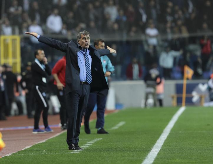 Rıdvan Dilmen: Beşiktaşın konsantrasyonu düşük, fiziksel gücü yetersiz