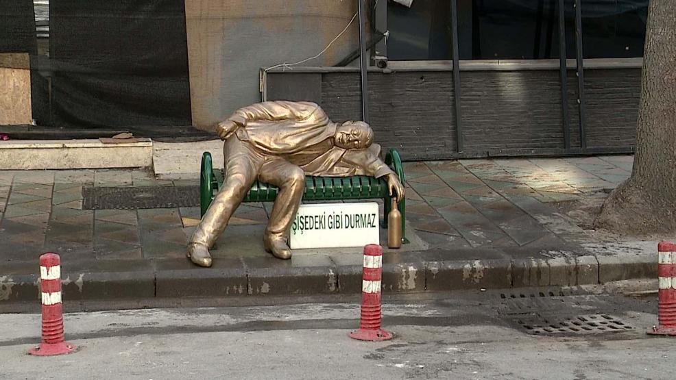 Eskişehirde bir ilginç heykel daha