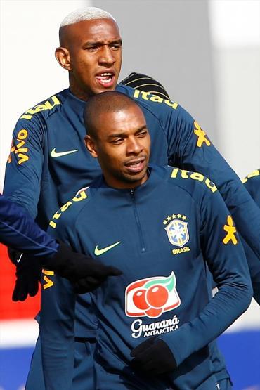 Anderson Talisca Brezilya Milli Takımı antrenmanında
