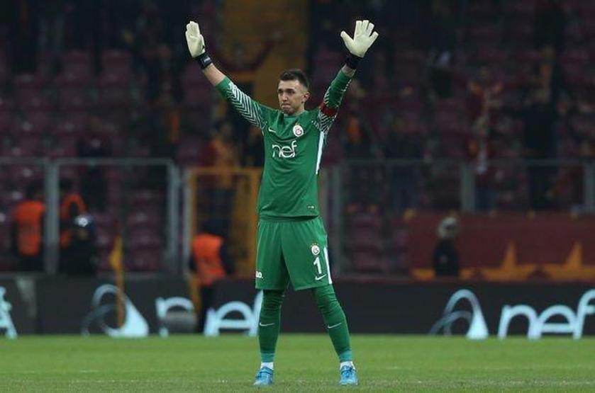 Muslera: İtalya’yı ve Roma’yı çok özlüyorum