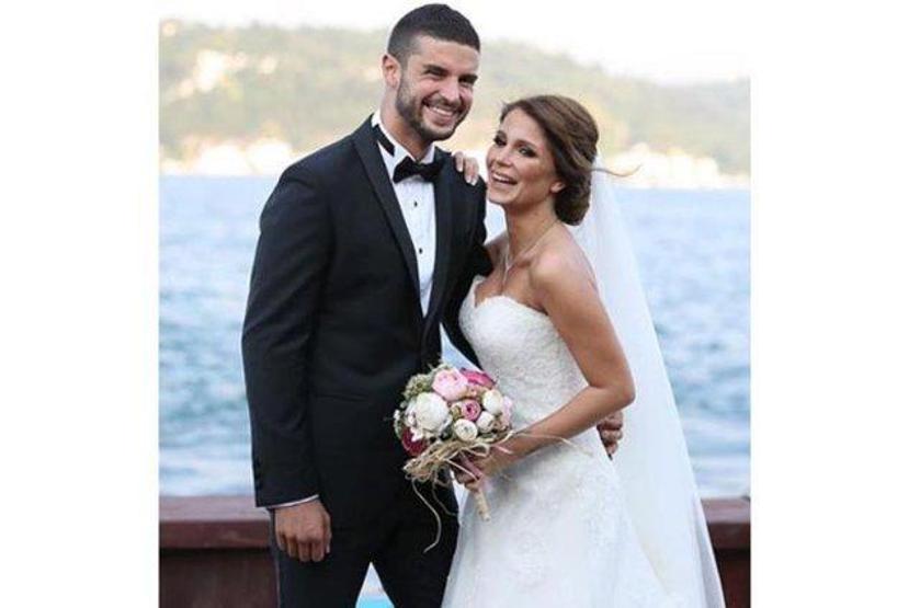 Berk Oktay ve eşi Merve Şarapçıoğlu hacker kurbanı oldu