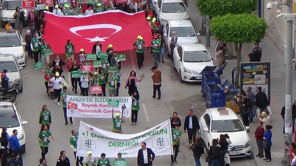 Engelli çocuklardan Afrin yürüyüşü