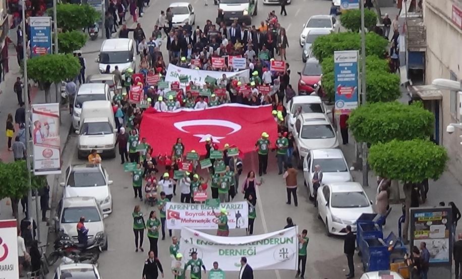 Engelli çocuklardan Afrin yürüyüşü