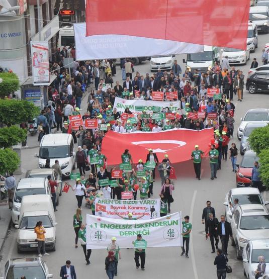Engelli çocuklardan Afrin yürüyüşü