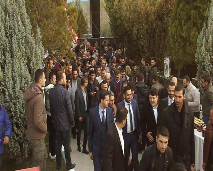 Çiftlik Bank, Taraklıda davullu zurnalı ve mangallı açılış yapmış
