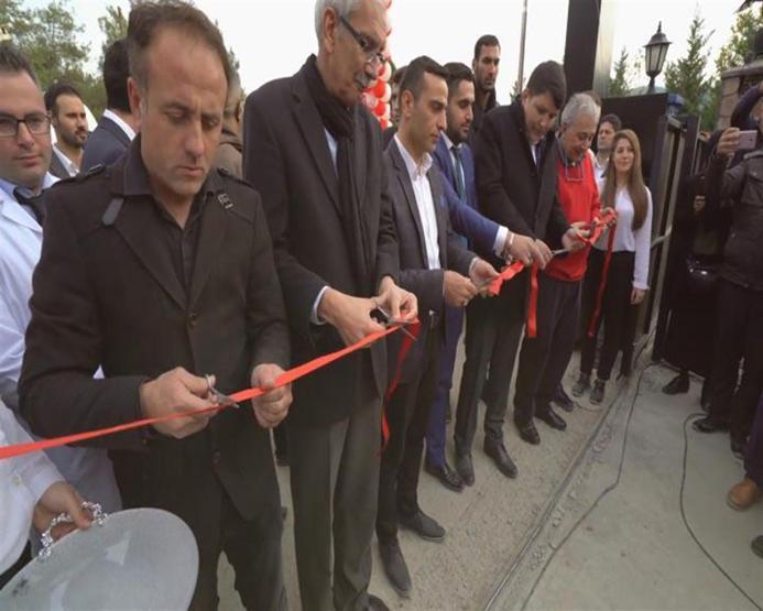 Çiftlik Bank, Taraklıda davullu zurnalı ve mangallı açılış yapmış