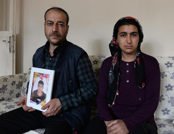 Tecavüz iftirasıyla oğlu öldürüldü, eli tutmuyor, konuşamıyor