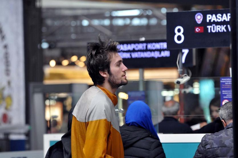 Potaların umut vaat eden devi artık havalimanında yaşıyor
