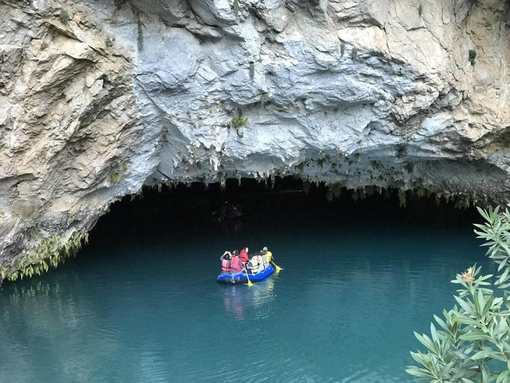 Altınbeşik Mağarası, turistlerin ilgi odağı