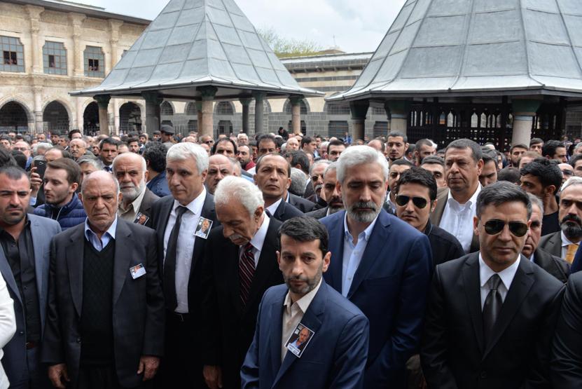 Zaza Şehmuzu binlerce kişi uğurladı