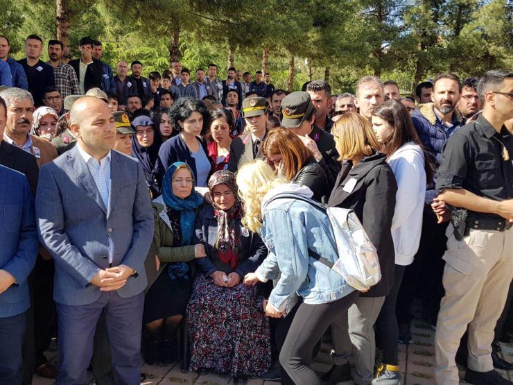 Şehit uzman çavuş damat salavatı ve zılgıtlarla uğurlandı