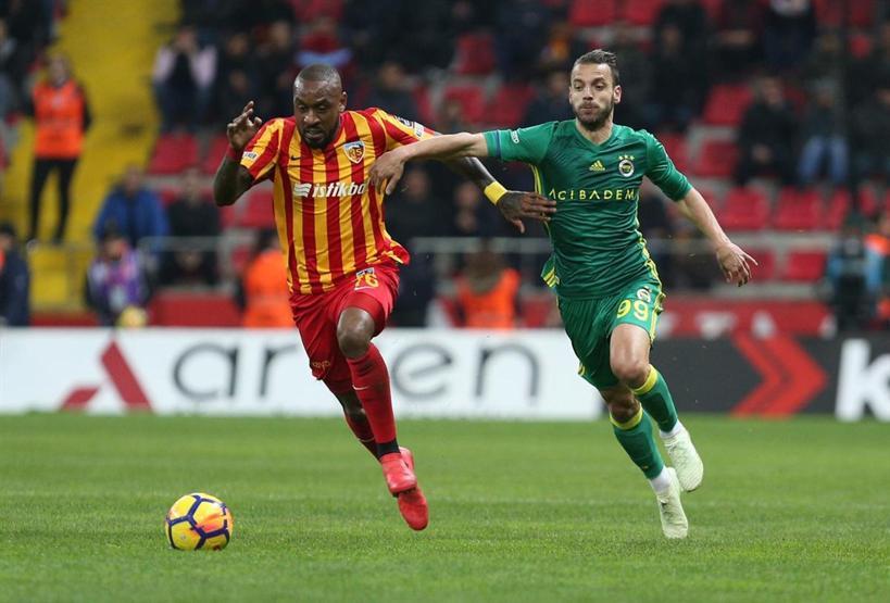 Fenerbahçe Kayseride fark attı
