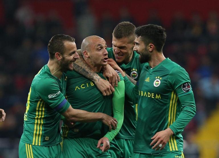 Fenerbahçe Kayseride fark attı