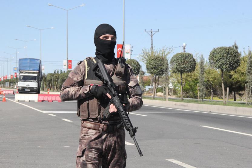 Şanlıurfada Abdullah Öcalanın doğum günü alarmı