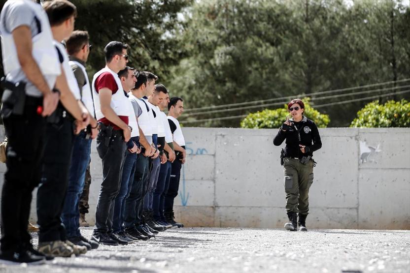 Antalya emniyetinin Lara Croftu