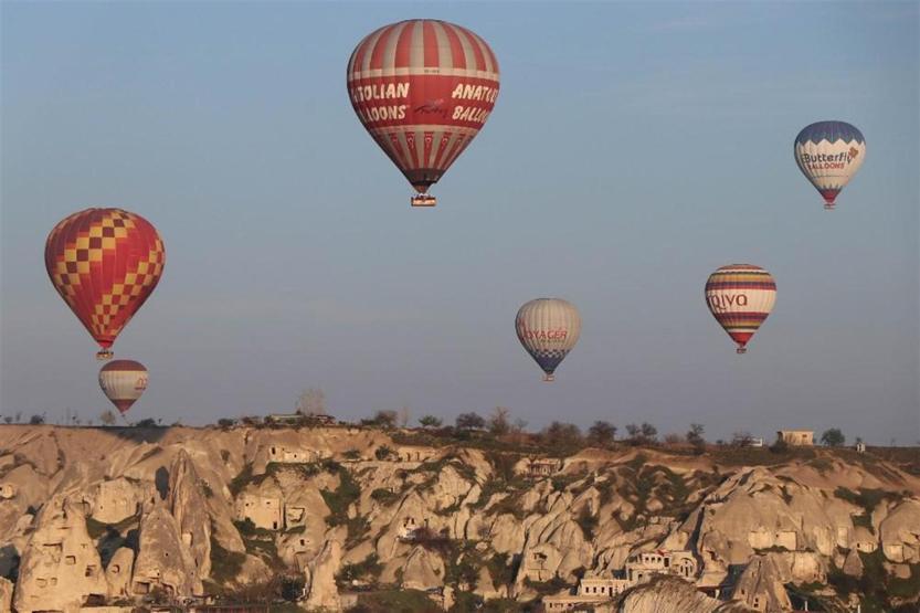 Kapadokyalı turizmcilerin yüzü gülüyor