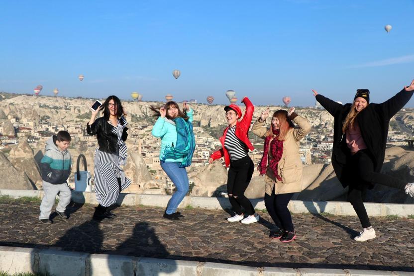 Kapadokyalı turizmcilerin yüzü gülüyor