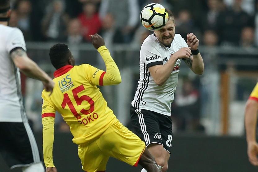 Beşiktaş, Göztepeye karşı gol oldu yağdı