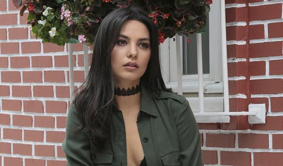 Hazal Filiz Küçükköse: Bazen seksi bir kadın, bazen de yaramaz bir çocuğum
