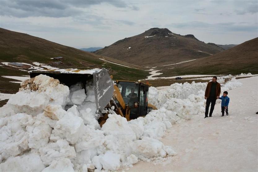 Karadenizde Nisan ortasında 5 metre kar