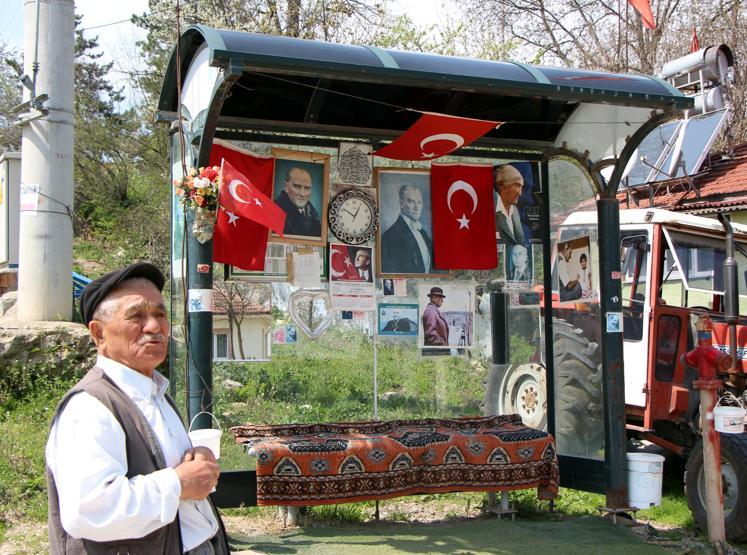 Evinin yanındaki durağı bu hale getirdi