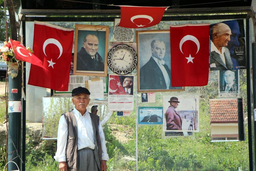 Evinin yanındaki durağı bu hale getirdi